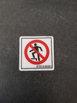 Origineel sticker NO STEP niet staan Kubota K751365350 K7513-65350