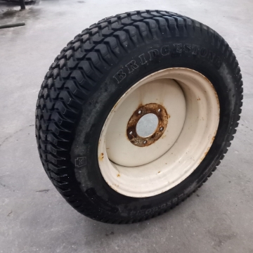 Afbeeldingen van Velg met band 25x8,50-14 Bridgestone