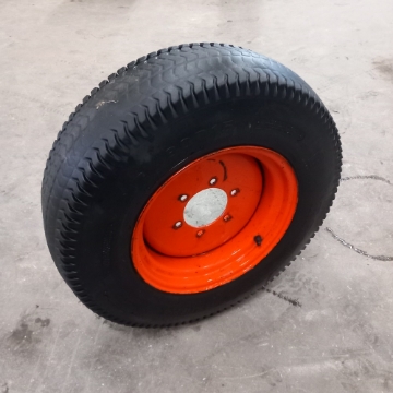 Afbeeldingen van Velg met band 212/80D15 Kubota